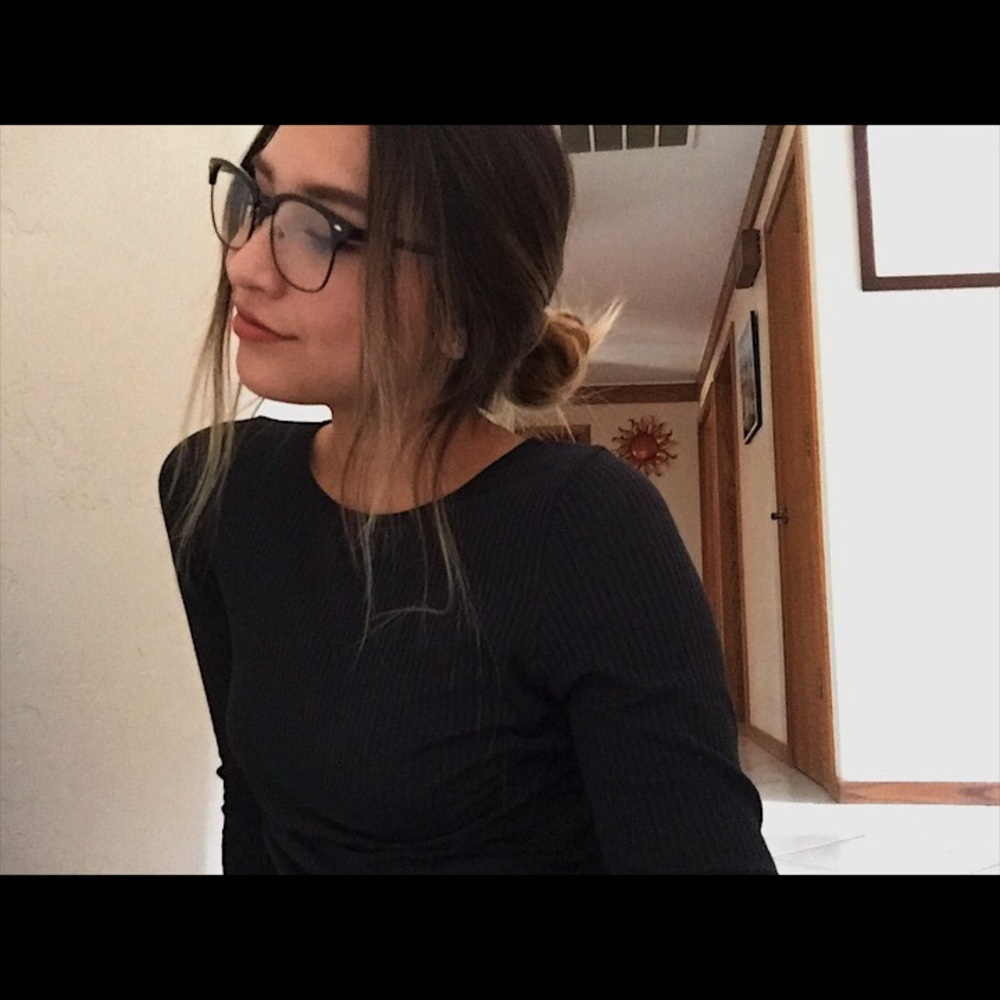 Meet your Posher, Stephanie